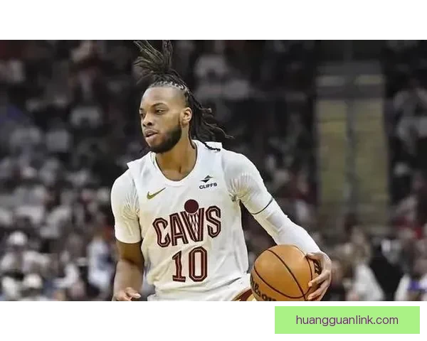 卢指导:专注于比赛执教不纠结小卡与加兰出场时间限制 卢指导:专注于比赛执教不纠结小卡与加兰出场时间限制