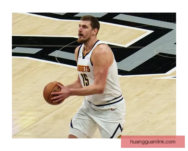 掘金加时力克马刺终结11连胜 约基奇文班对飚成焦点